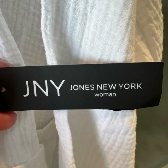 NWT Jones New York White Textured Tunic - Picture 4 of 6